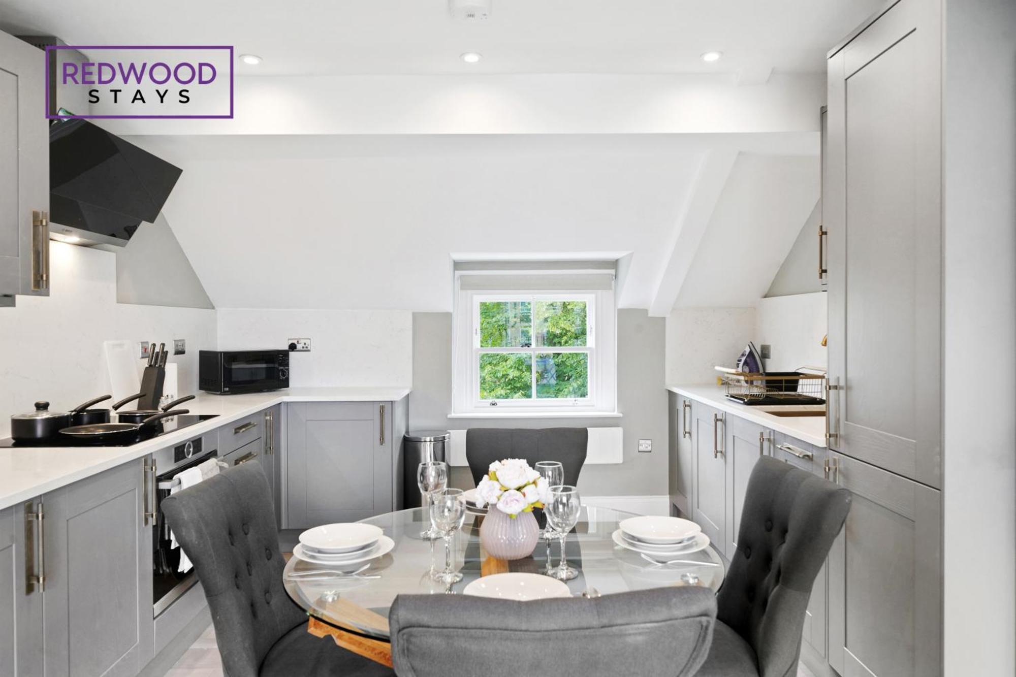 Top Quality 2 Bed 1 Bath Apartments For Contractors By Redwood Stays Reading Esterno foto
